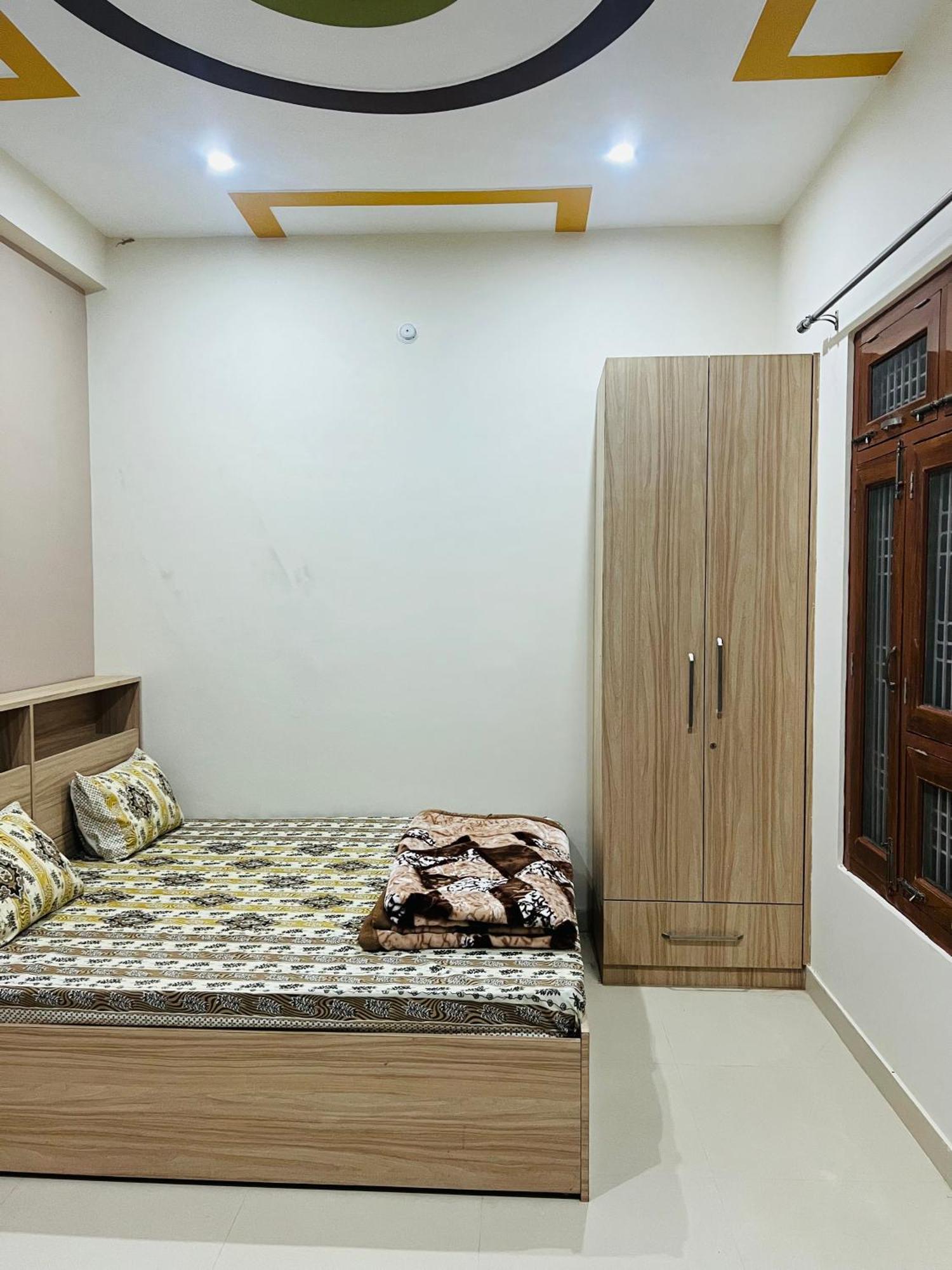 Sg Home Stay Ayodhya Exterior photo