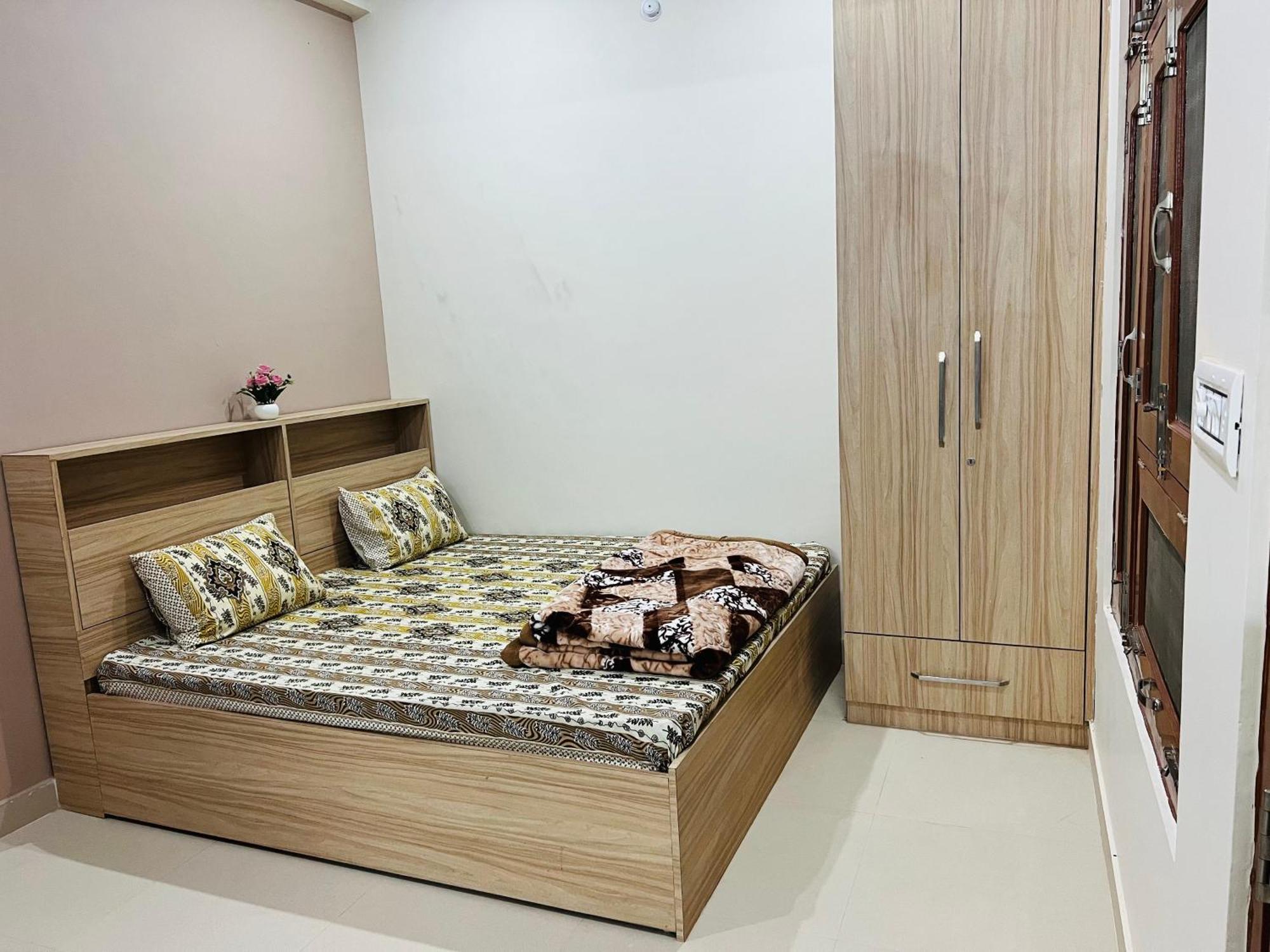 Sg Home Stay Ayodhya Exterior photo