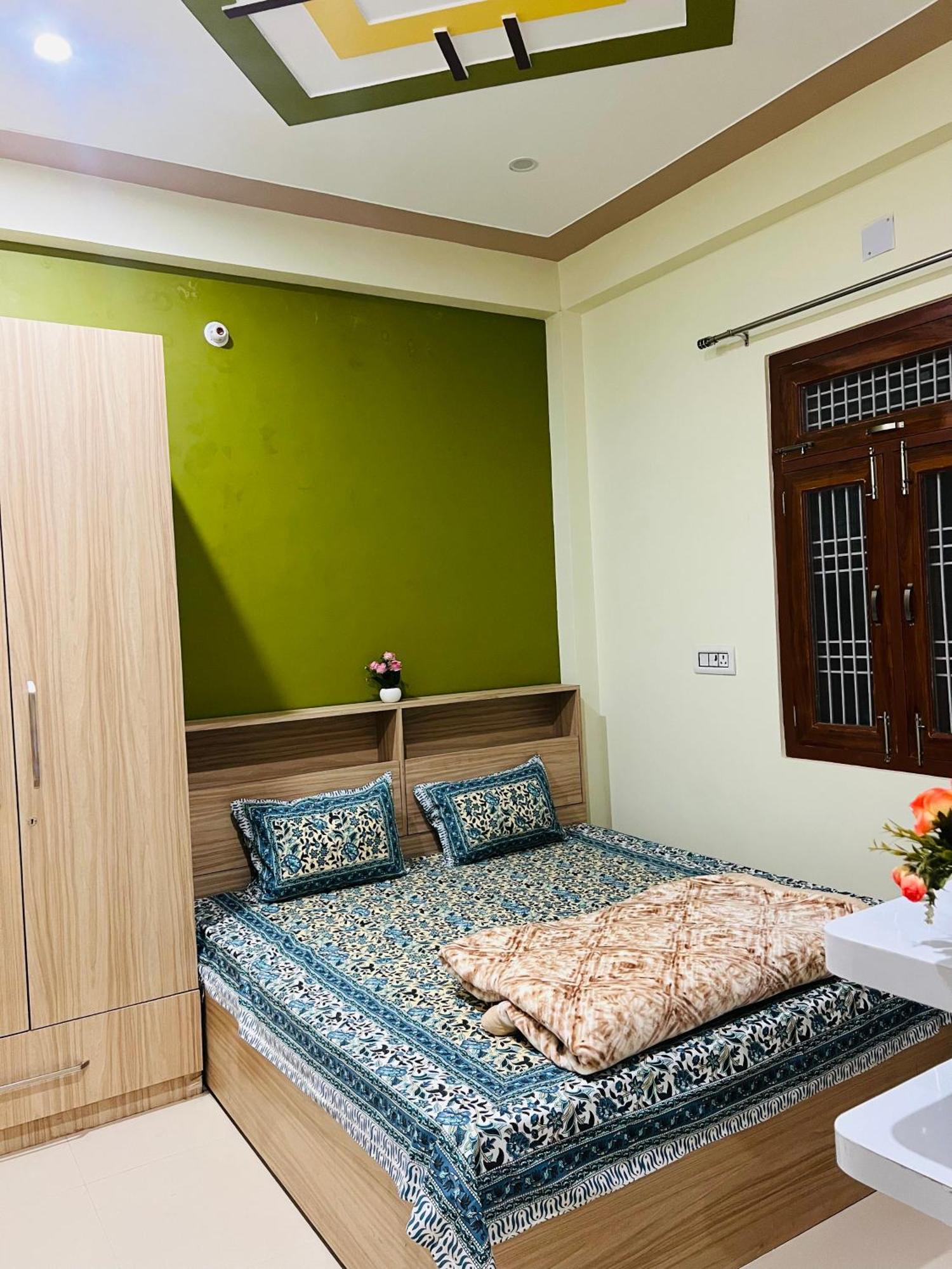 Sg Home Stay Ayodhya Exterior photo